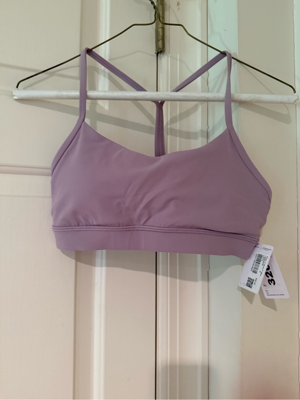 NWT LULULEMON FLOW Y BRA SIZE 6